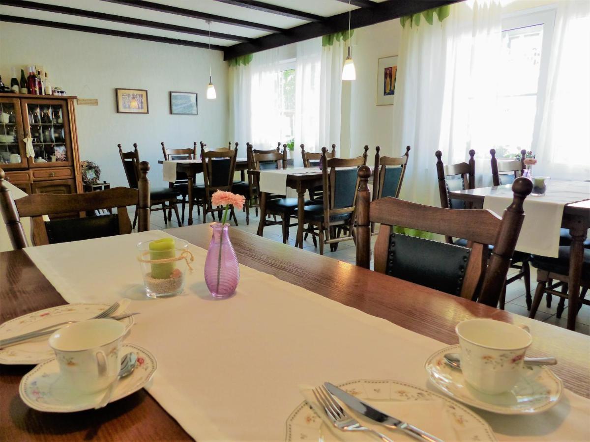 Gaestehaus Schwaab เซลทิงเงน-อาคทิก ภายนอก รูปภาพ