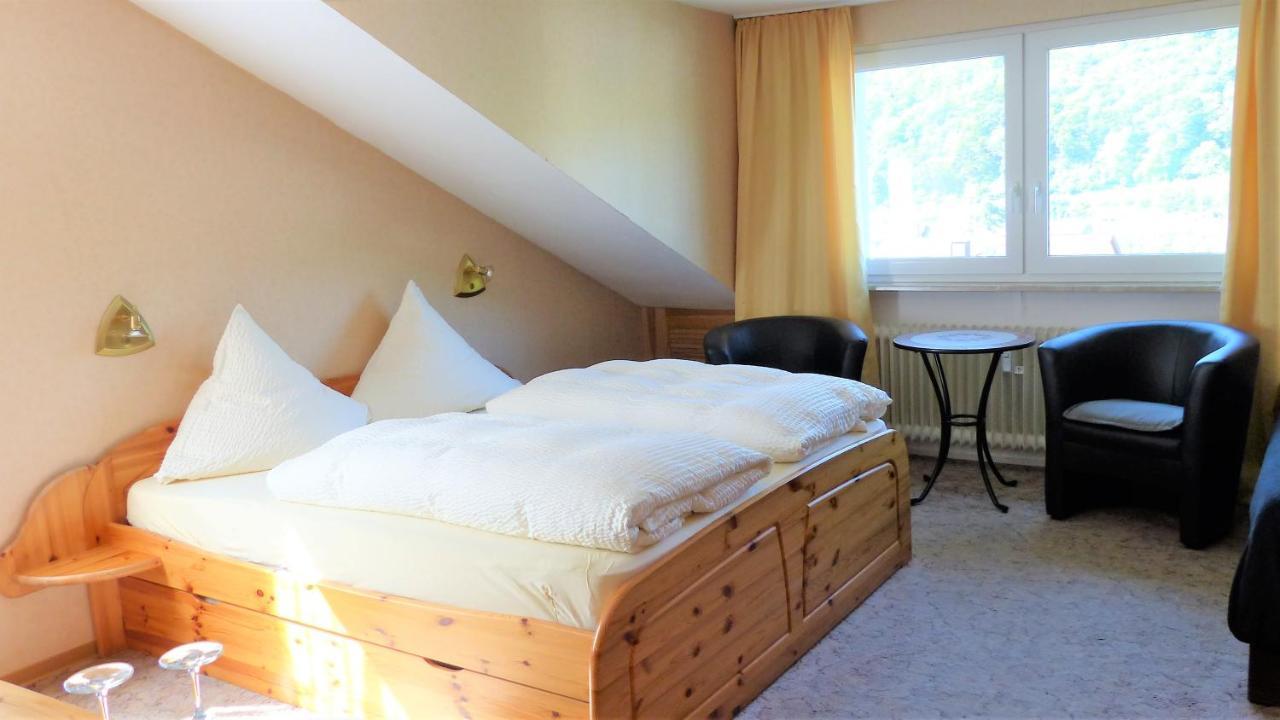 Gaestehaus Schwaab เซลทิงเงน-อาคทิก ภายนอก รูปภาพ